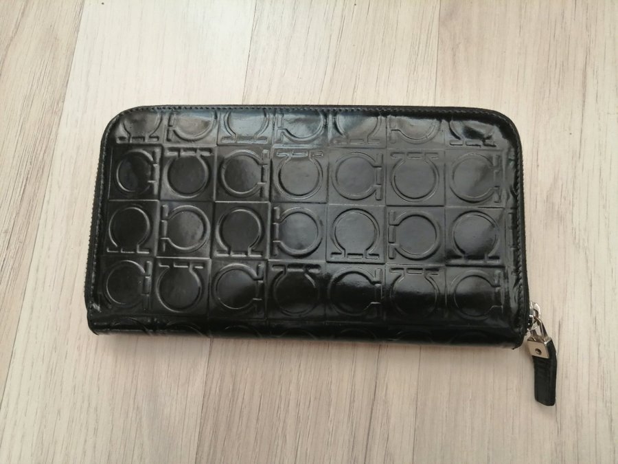 Salvatore Ferragamo wallet