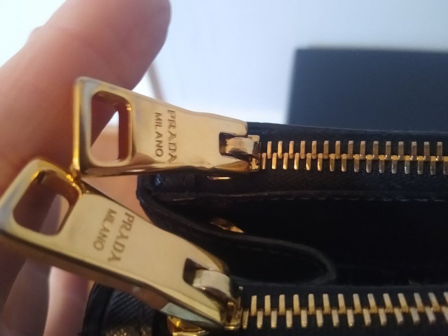 Large Prada Galleria Saffiano Lux bag