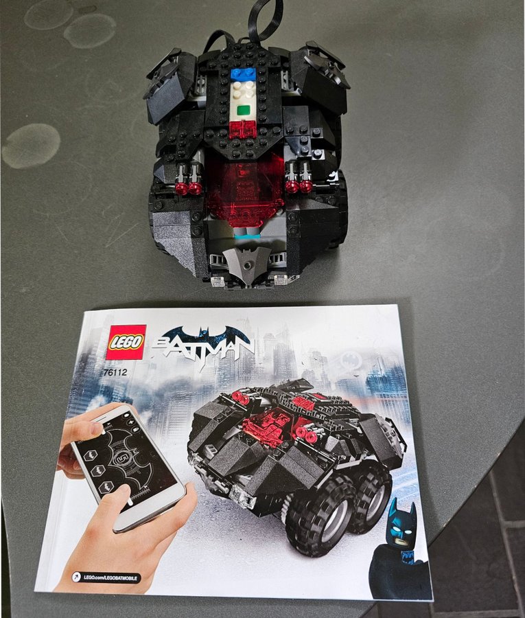 Lego Batman bil 76112