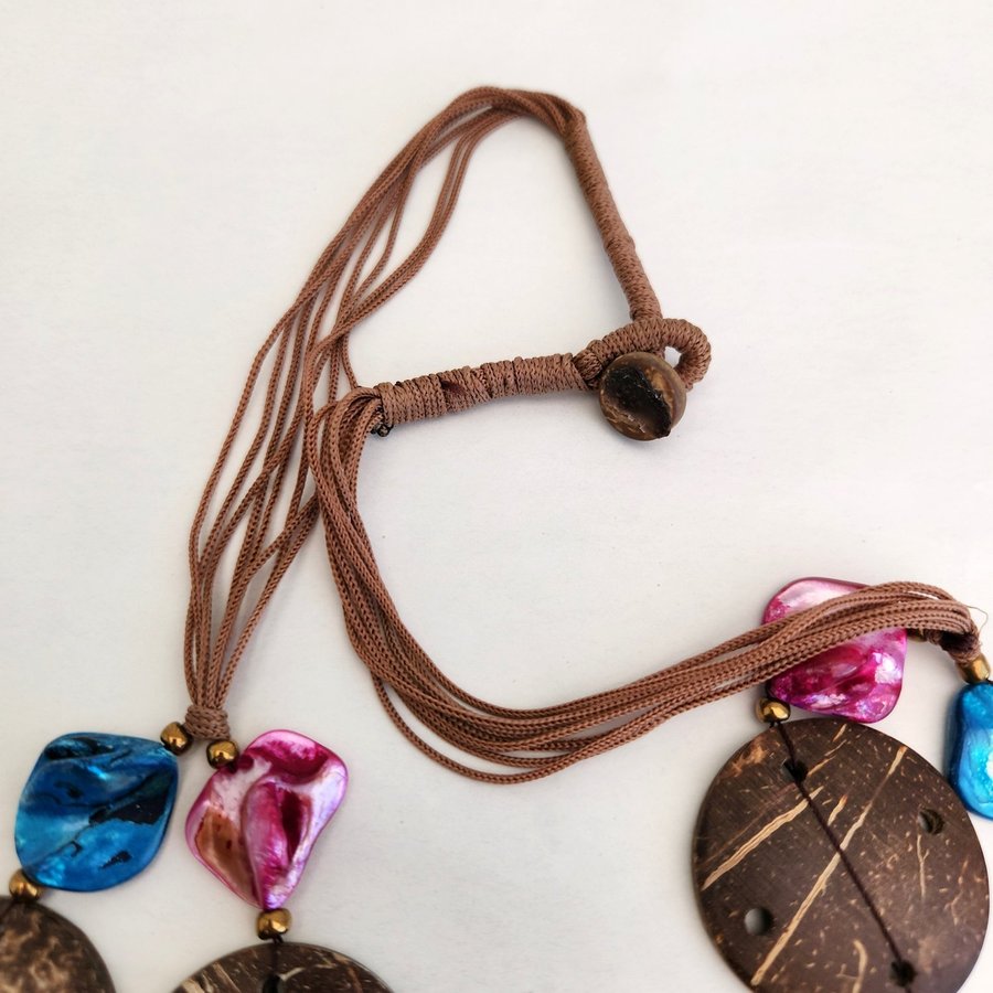Coconut Shell Style with Colors  Beads Necklace