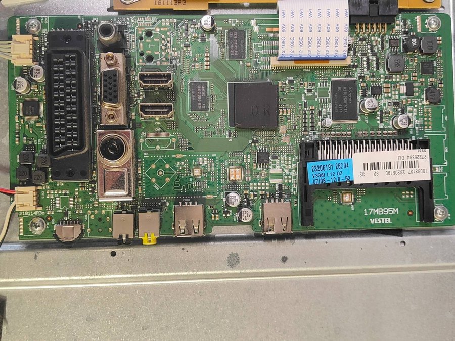 Mainboard VESTEL 17MB95M DANTAX 32LED820T2