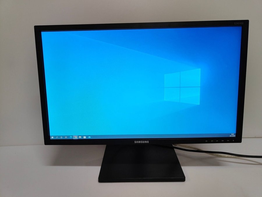 Samsung S24C450B 24 inch LED Monitor