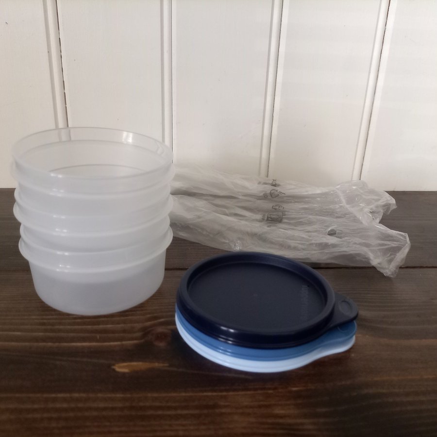 Ny Tupperware 3st serveringsskålar a' 2dl och tättslutande lock