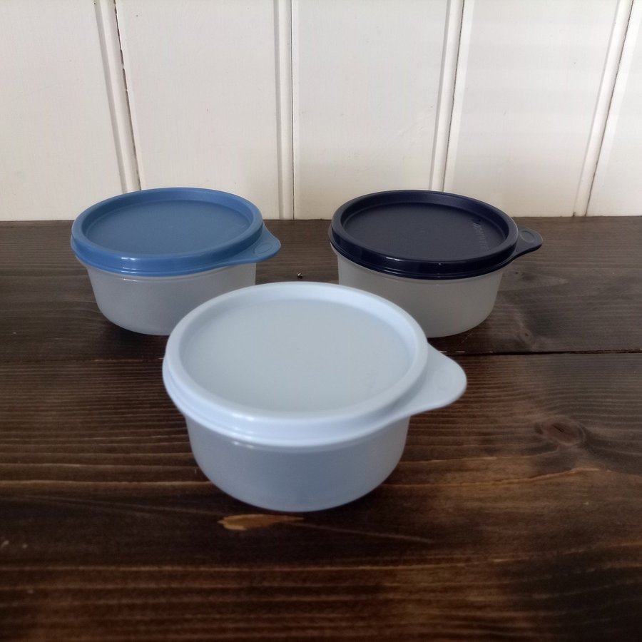 Ny Tupperware 3st serveringsskålar a' 2dl och tättslutande lock