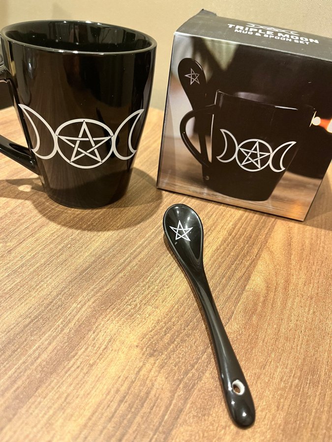 Triple Moon svart kopp mugg  sked - goth gothic måne pentagram new age