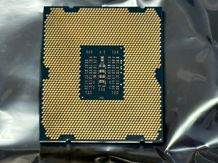 Intel® Core™ i7-4820K Processor