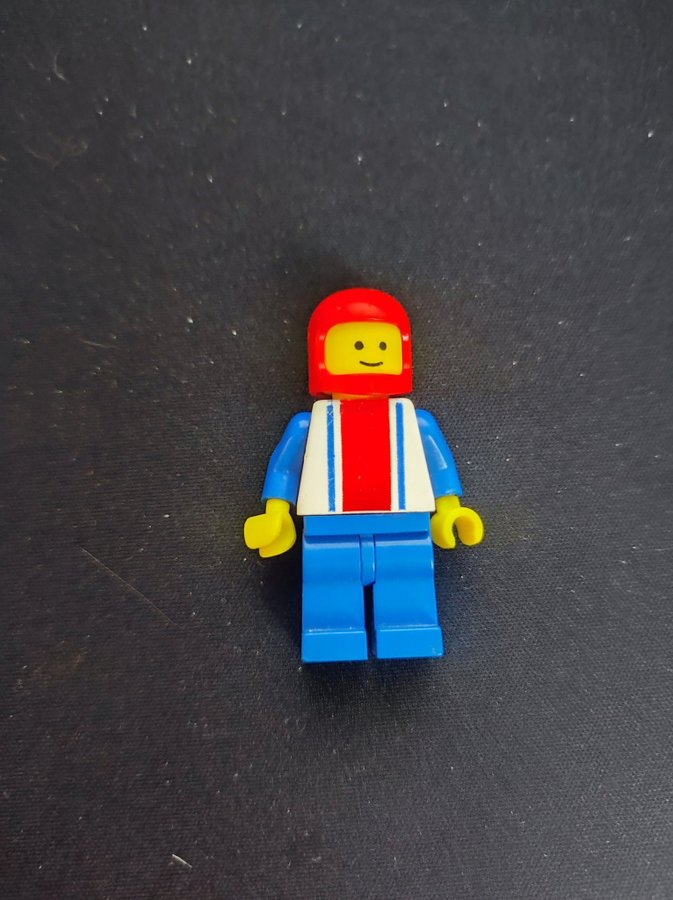 Lego Classic Town - ver004 - Vertical Lines Red  Blue