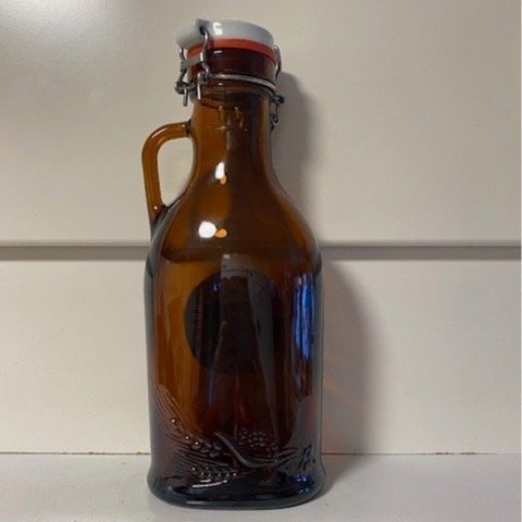 Flaska karaff med handtag och patentkork 1 liter Søgaards Brygghus Aalborg