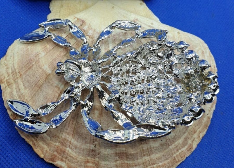 Brosch / Hänge - Gigantisk Spindel med vackra kristaller Unik (Inkl Halsband)