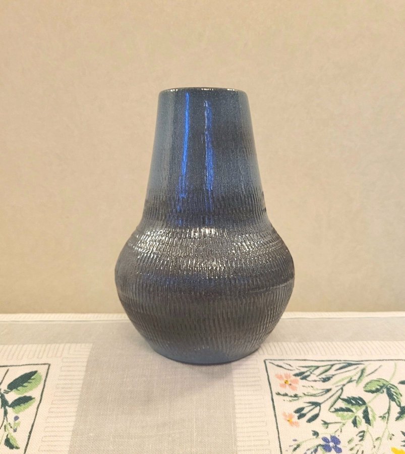 Vas, Ingrid Atterberg, Upsala-Ekeby, H 18 cm