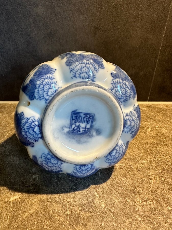 Blå och Vit Qianlong Porslin Kina tidigt 1900tal