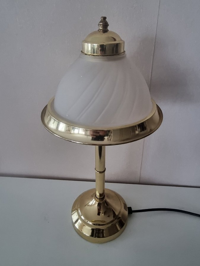 COTTEX SWEDEN bordslampa med frostad skärm