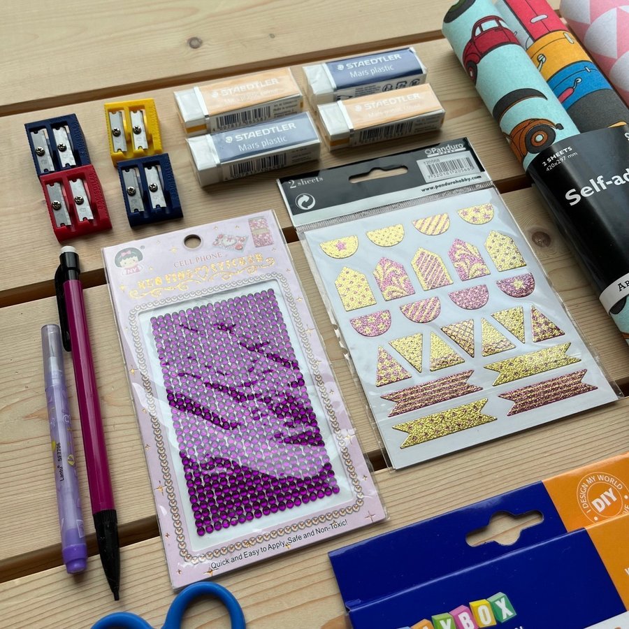 Pysselpaket - Färgpennor klistermärken mönstrad Duct Tape… - Oanvänt skick