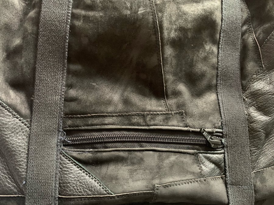 Jättefin väska i äkta skinn läder 37x32x8 cm