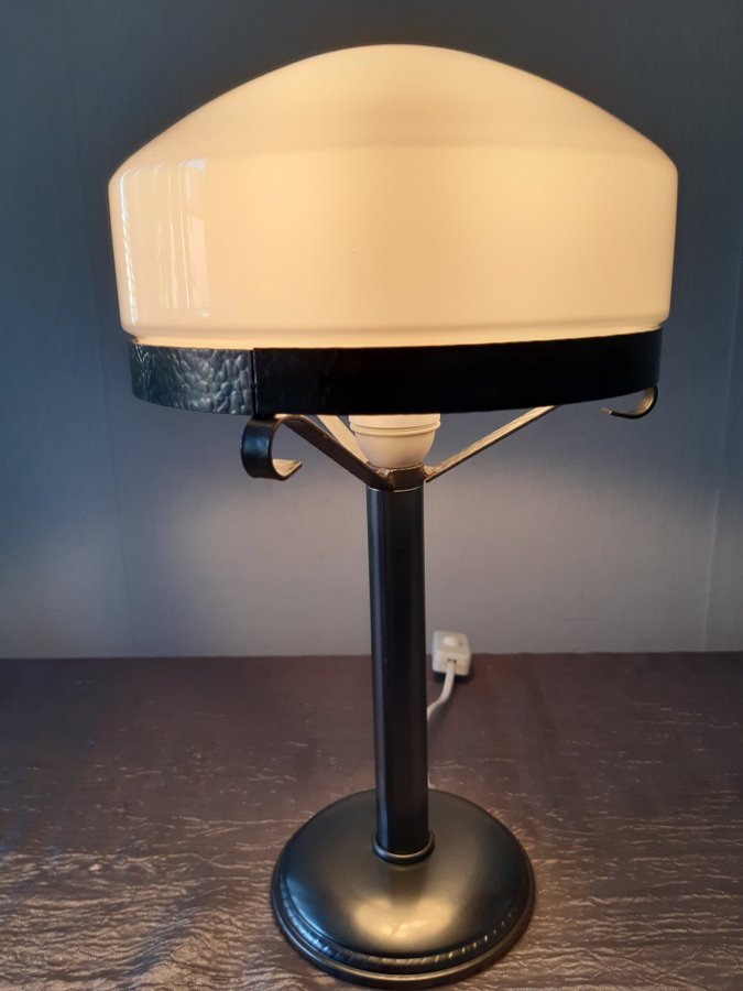 RETRO RFG STRINDBERGLAMPA BORDSLAMPA LAMPA GLASKUPA METALL GLASSKÄRM BELYSNING