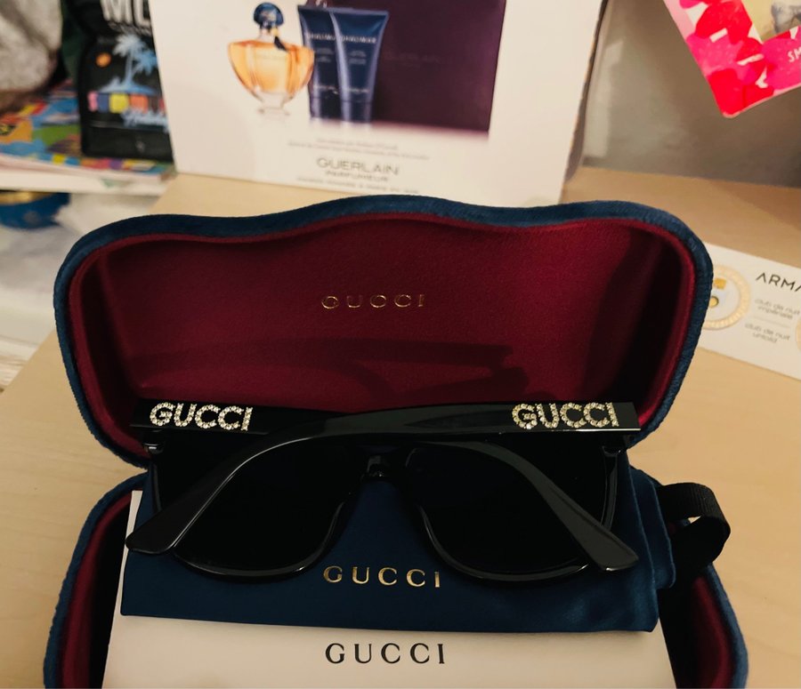 Gucci GG0421O Sunglasses for Women in Black