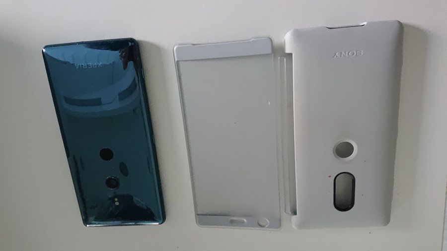 Sony Xperia XZ2 Mobil 64GB med Sony Style Cover Case