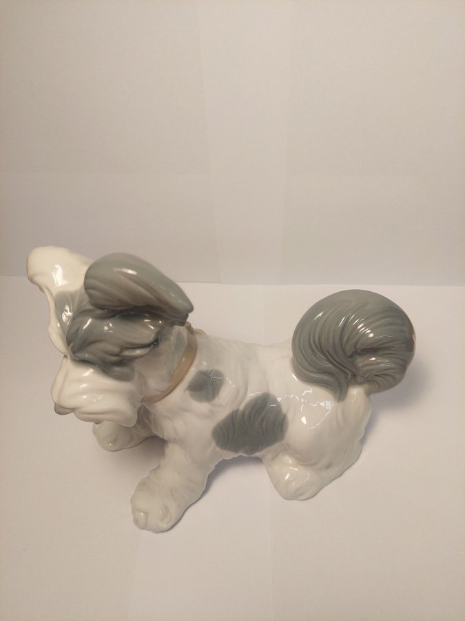 Lladro figurin Terrierhund (#4643) ~ Vintage ~ 1970