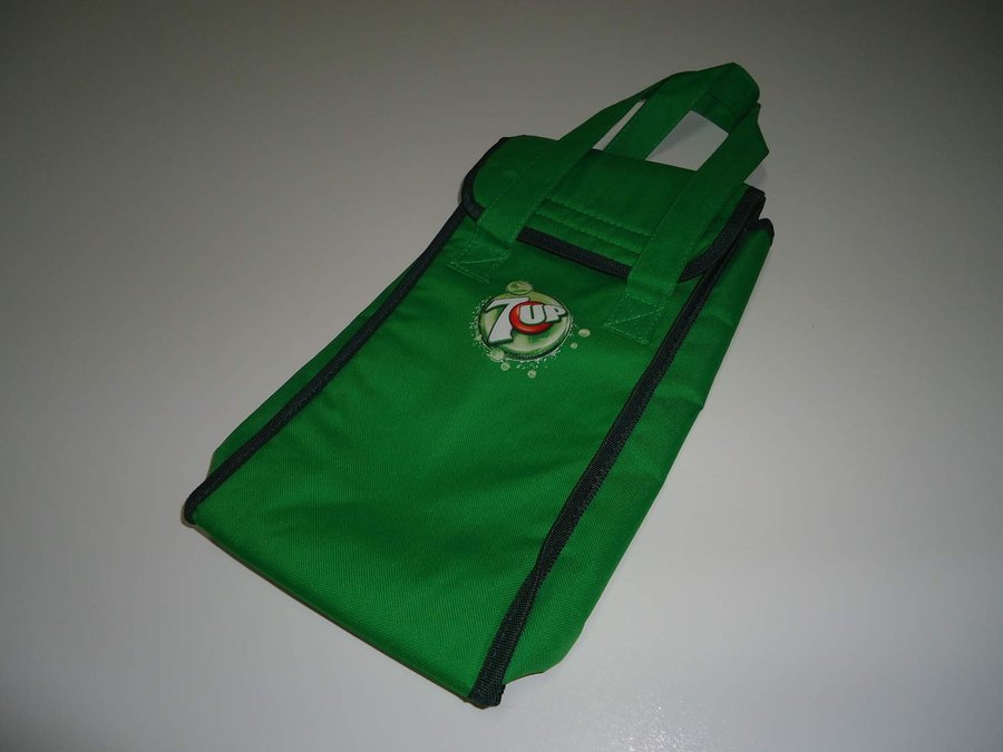 7UP väska från Läsk tillverkaren promotion grön färg 38 x 19 cm