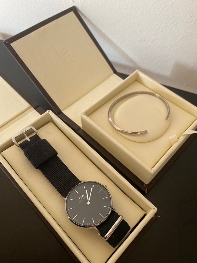 Daniel Wellington klocka + armband (silver)