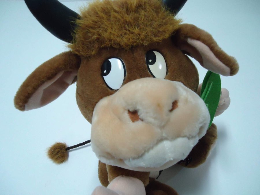 Tjur kossa super söt kramdjur mjukdjur plush Bull cows animal toy