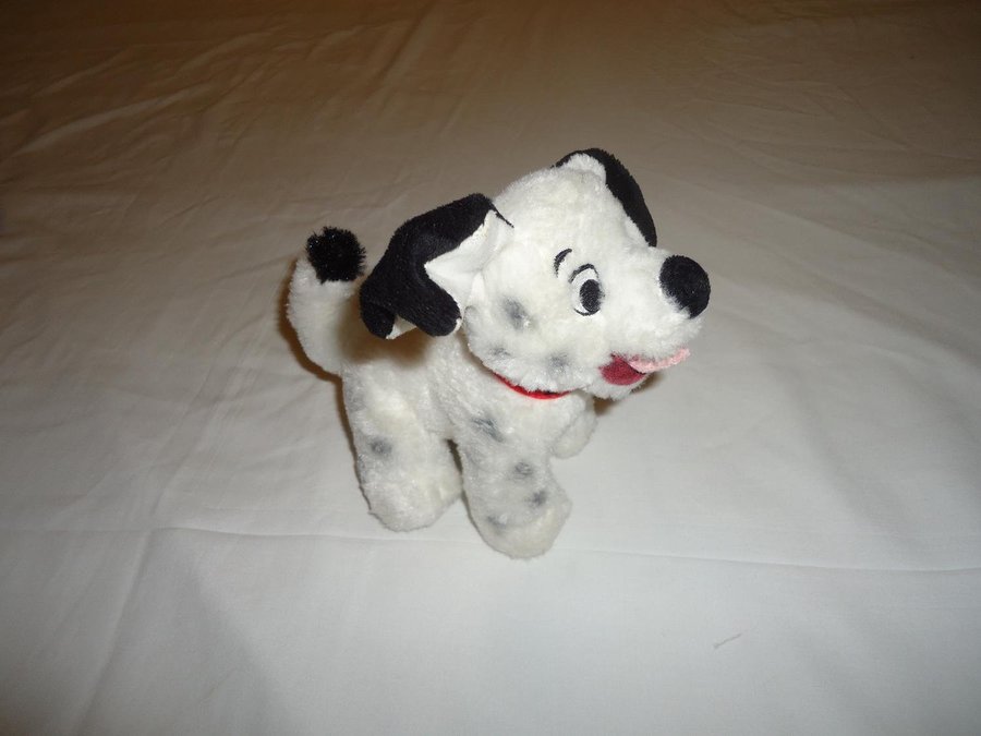Disney Dalmatin Valp Lucky mjukdjur plush puppy dog dalmatian