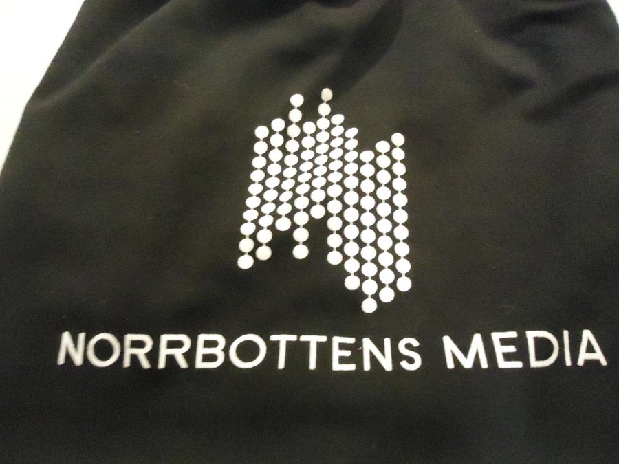 Norrbottens Media mössa Company Line Svart färg One Size Fits All Beanie