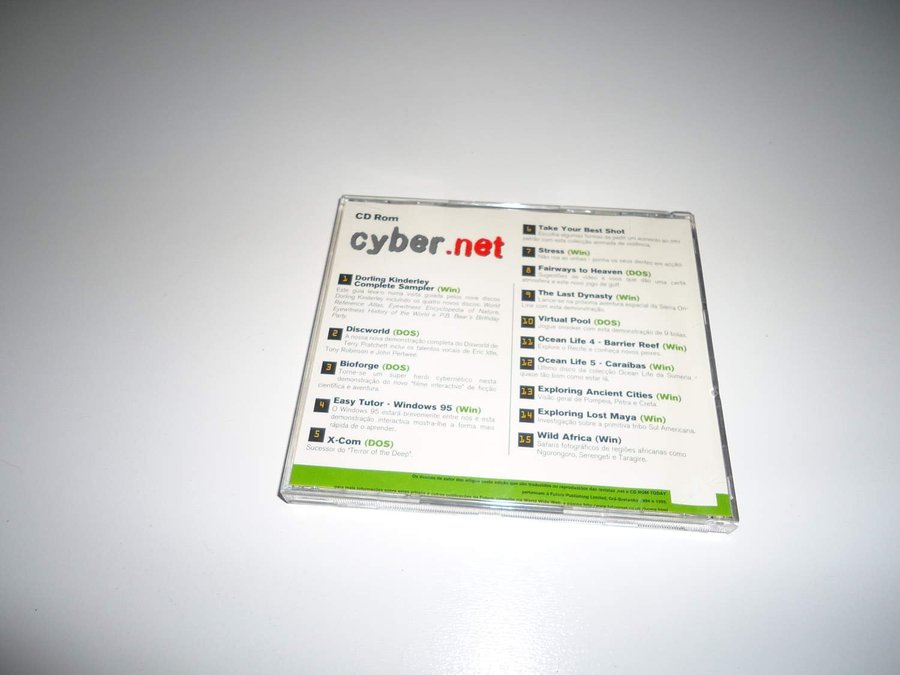 Cyber Net Multimedia Demo Vol 2 1995 Portugal utgåva PC CD ROM Discworld Demo