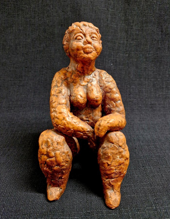 Lars Bergsten (1920-2011) keramik figurin kvinna av keramik signerad
