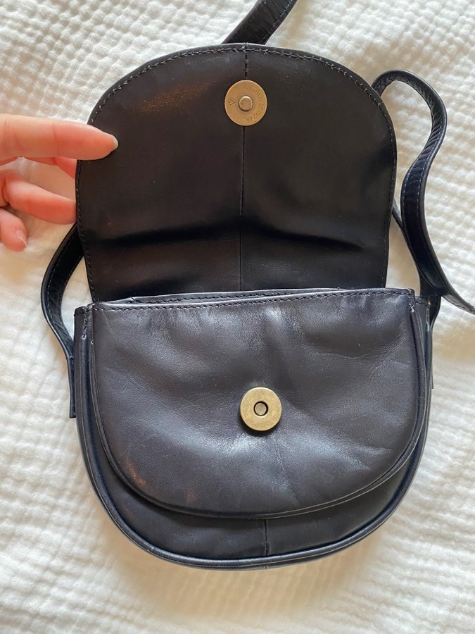 Black vintage leather bag