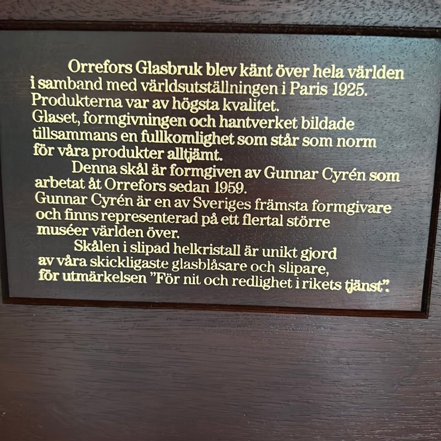 Orrefors "SOFIERO" skål i slipad helkristall Gunnar Cyrén H 14 cm ø 24 cm