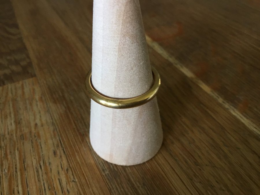 Klassisk slät vintage ring kupad guld ring 1:MA GULDDOUBLE / Strl 22 mm