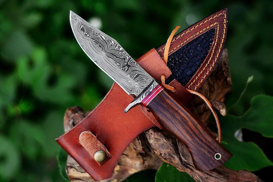 Damascus Knife with Leather Sheath alloy Steel Material Fixed Blade