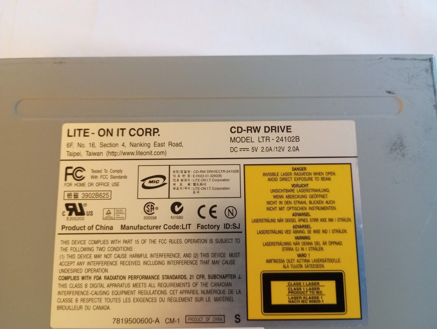 Lite ON IT CD-RW Drive Model LTR-24102B Mac Macintosh PC CD ROM IDE anslutning