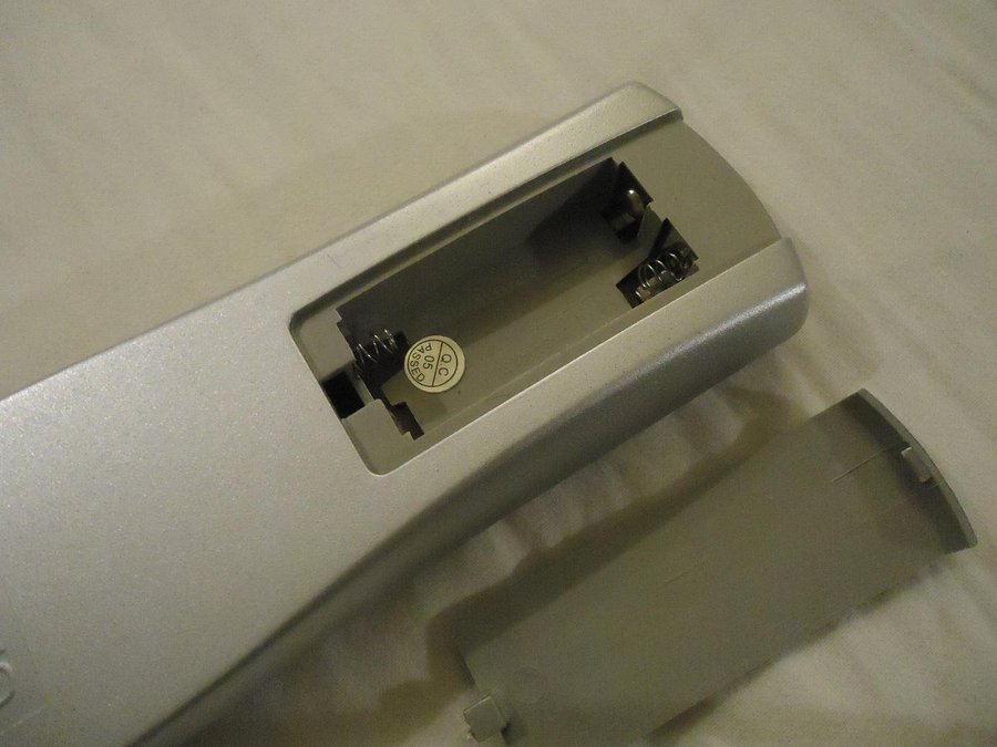 Strato DVD Video fjärrkontroll modell AD008  GE-11K remote control DVD player