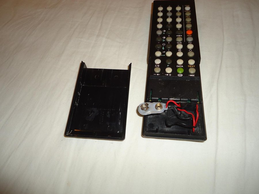 Salora 200224 fjärrkontroll för TV apparat text tv remote control EJ TESTAD