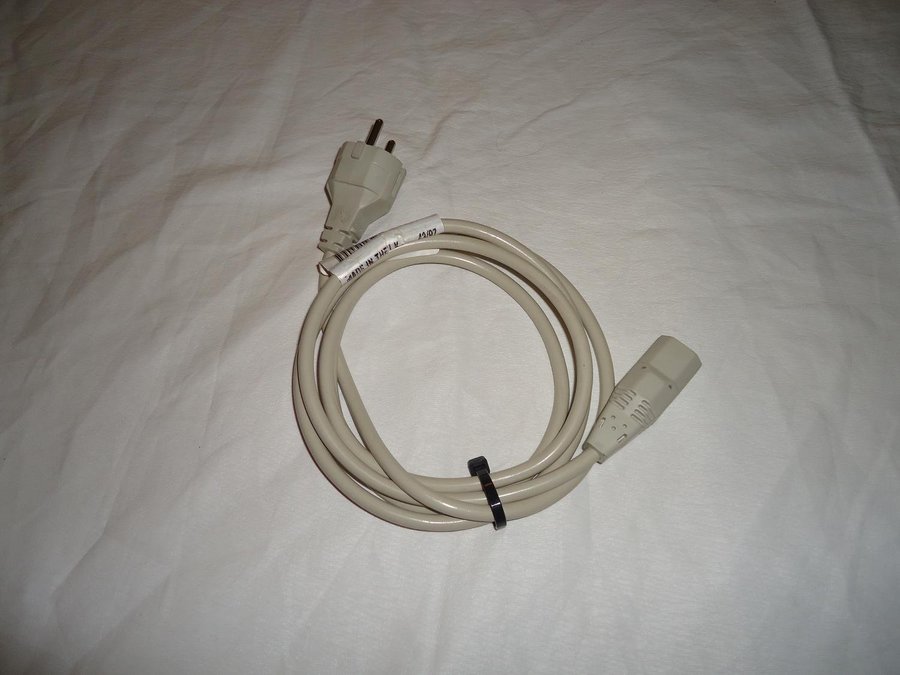 EL kabel  power cable PC  Macintosh datorer bildskärmar beige färg 220V Pencon