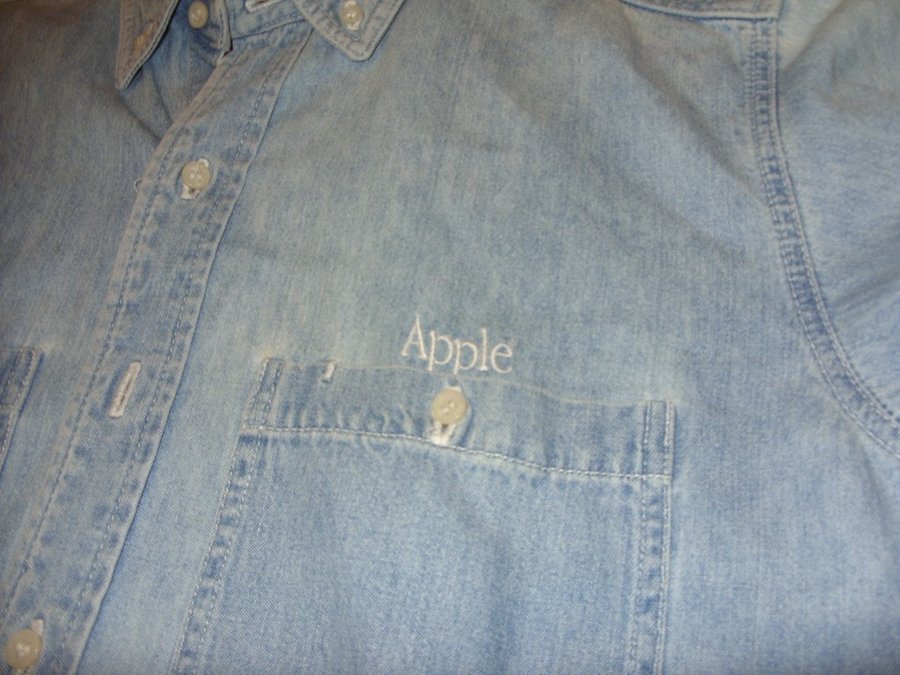 Apple Computer Jeans Skjorta size M sällsynt Steven Jobs Macintosh USA datorer