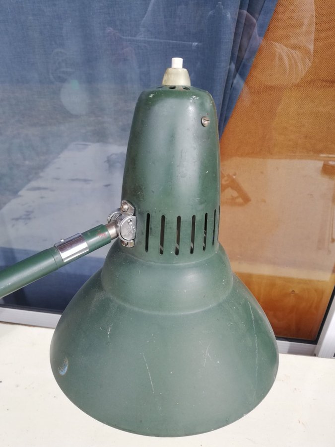 Äldre Asea typE1261 industri bordslampa 1940-tals