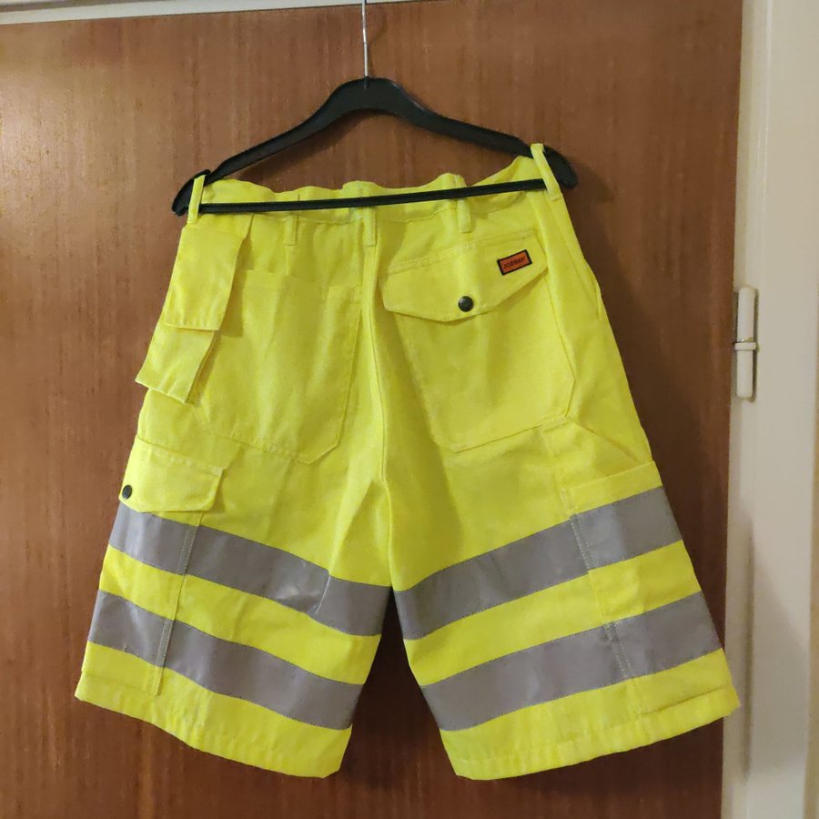 Varselbyxor shorts HELT NYA! Jobman strl C48 varsel klass 2 EN 471