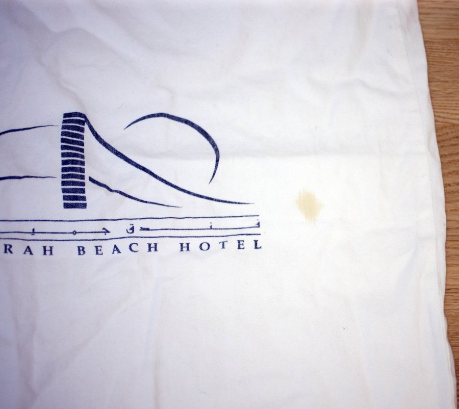 Jumeirah Beach Hotel Laundry bag circa 1999-vintage and rare (Weight: 196g)