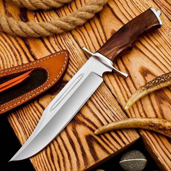 Handmade D2 steel hunting knife with rose wood handle viking knife outdoor