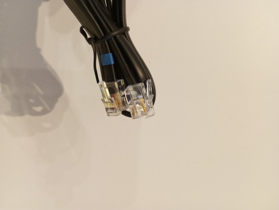 RJ 11 telefon kabel svart cirka 85 cm längd RJ11 ny och oanvänd