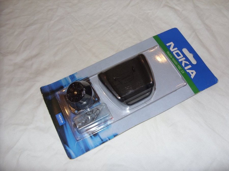 Nokia Mobile Phone Holder MBC-19 Ny! New! modell 2003 telefon bilen car kit