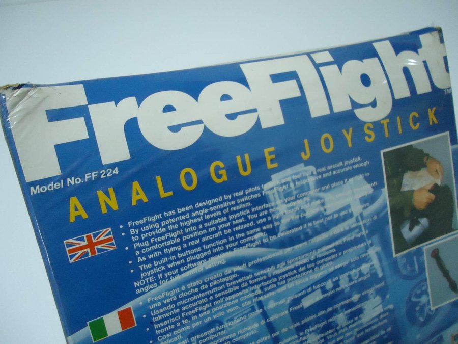 Logic 3 FreeFlight Analogue Joystick IBM PC flygsimulator model FF 224 Ny!