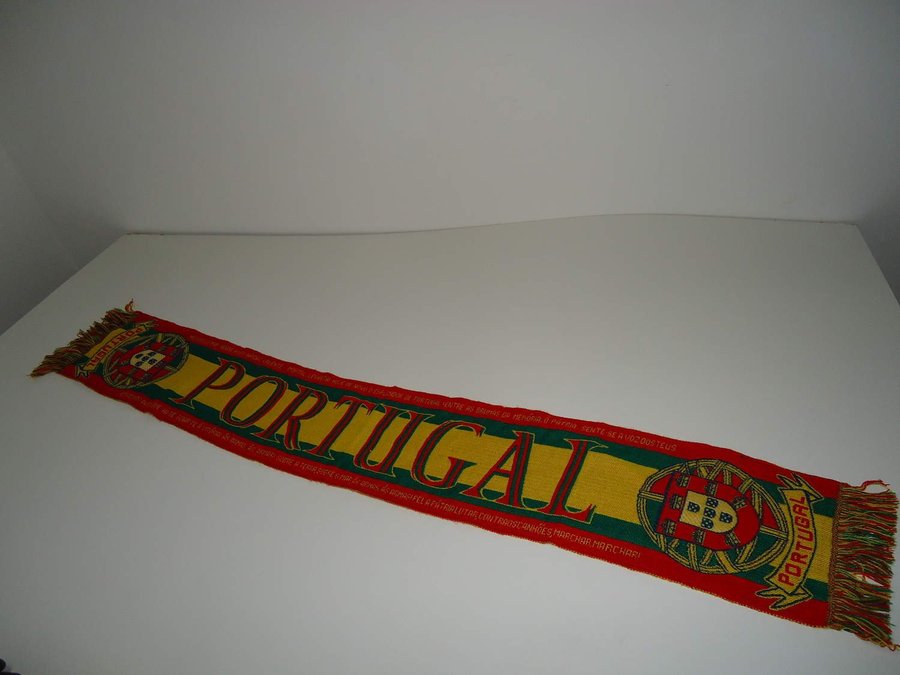 Portugal halsduk souvenir röd gul och grön färg 130 x 195 cm