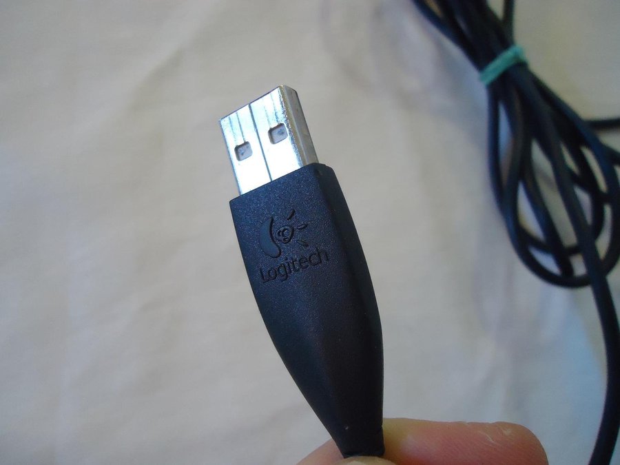 Logitech M-BQ85 optisk USB dator PC mus med 2 st knappar computer mouse
