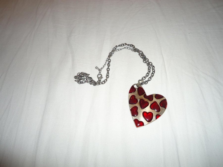 Halsband metall Hjärta med metall kedja Heart necklace