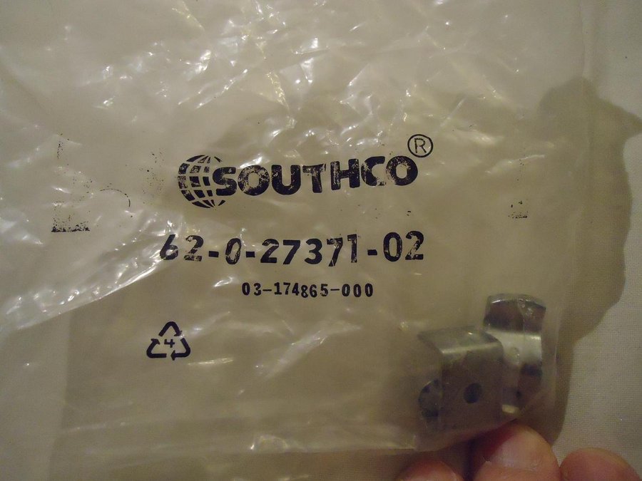 Southco 62-70-21 Compression Latch Lift  Turn Chrome Ny i öppnad förpackning