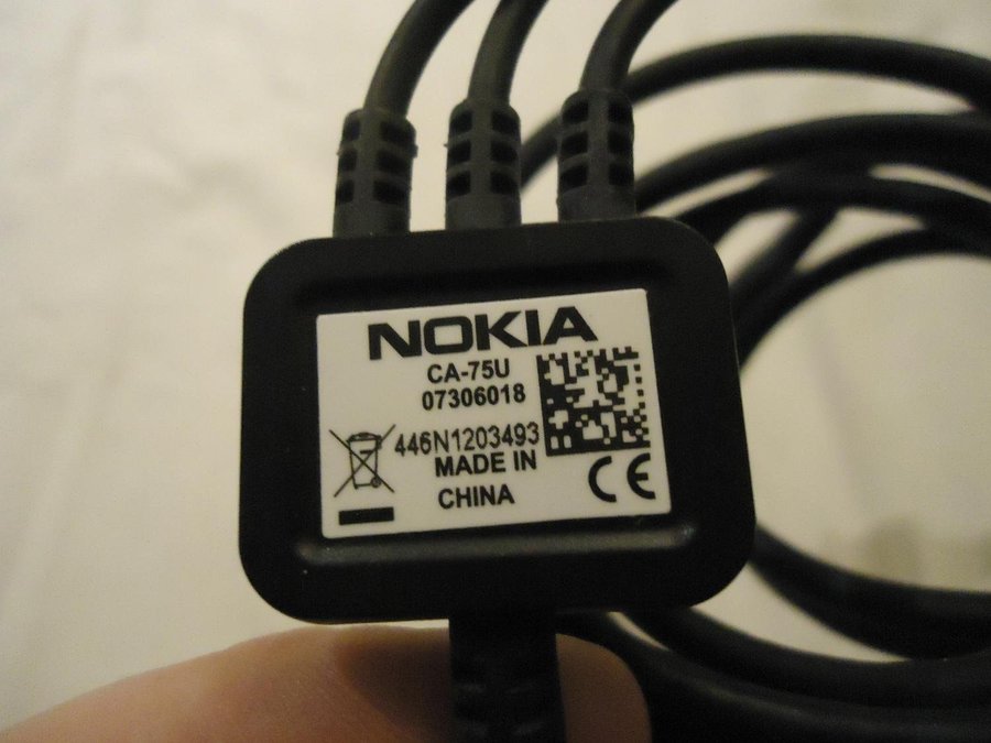 Nokia CA-75U video/audio transfer sync cable